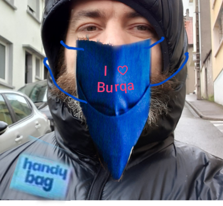 Masque, voile,  handy bag